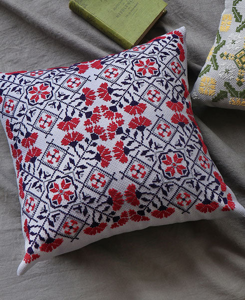 キット クロスステッチ Garnet Tile(ガーネットタイル) 9099 オリムパス 【KY】 Folk Patterns 刺しゅう キット