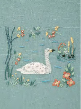 DMC 刺しゅうキット JPT67 白鳥さんの秘密の湖 【KY】: Chicchi 森で暮らす動物たちの12ヶ月 刺繍キット