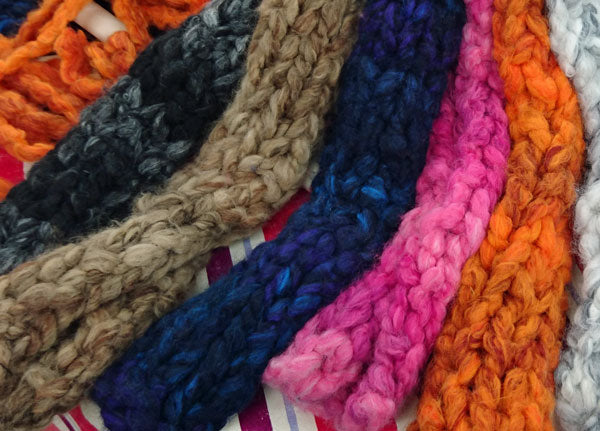 処分品 モフモ クロバー 2I 【KN】 150g巻 毛糸 超 極太 mofumo 2110 特価