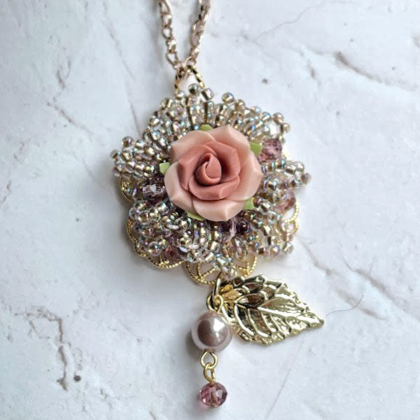 キット 編んで作る クロッシェペンダント ローズ Fraw-342 堤まさみ オリジナル 【KN】 ビーズクロッシェ