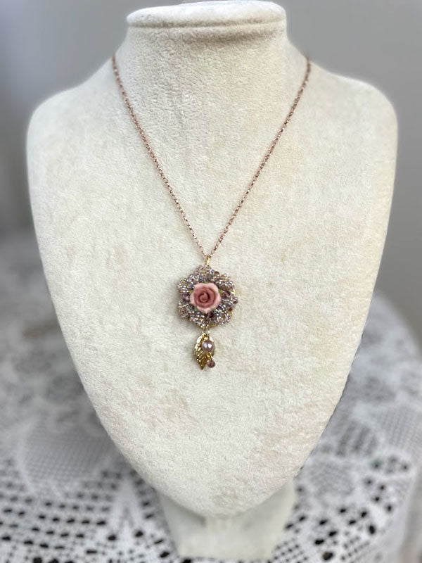 キット 編んで作る クロッシェペンダント ローズ Fraw-342 堤まさみ オリジナル 【KN】 ビーズクロッシェ