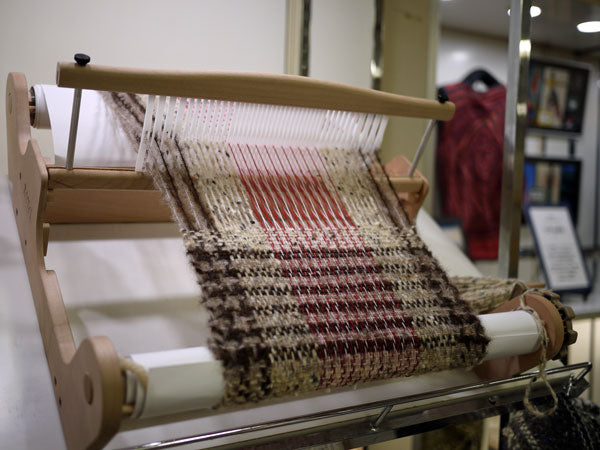 織り機 オリヴィエ リラ 40 H601-003 ハマナカ 【KN】 ポータブル手織り機 卓上織り機 織機 織美絵 オリビエ