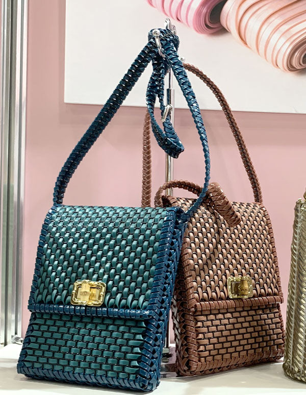 キット ショルダーバッグ ストロール インディゴ 40919 東京交易 【KN】 ハワイアンコード(イロハコード) スマホポーチ スマホポシェット