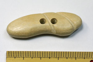 在庫限り!木ボタン 5442 col.40 45mm 木製 ホシ在庫限り!ライト ボタン 【KN】