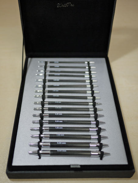 ニットプロ BOX of JOY KARBONZ カーボンズ 付け替え式 輪針 ボックス入 デラックスセット41620 【KN】amazon 編み物 手あみ
