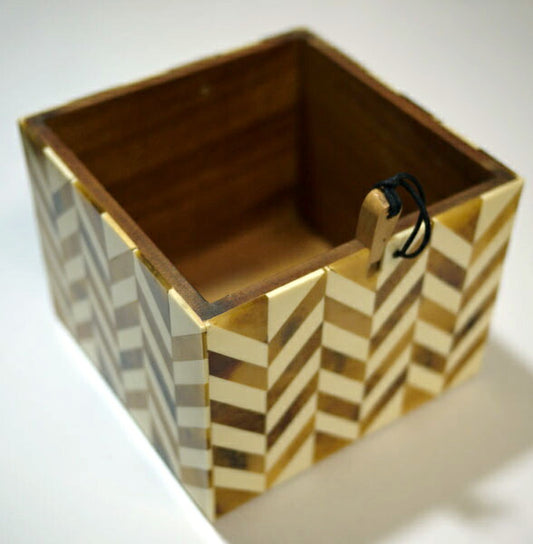 ヤーンボール Pearly35009【KN】ニットプロ 毛糸だまホルダー 編み物 手あみ