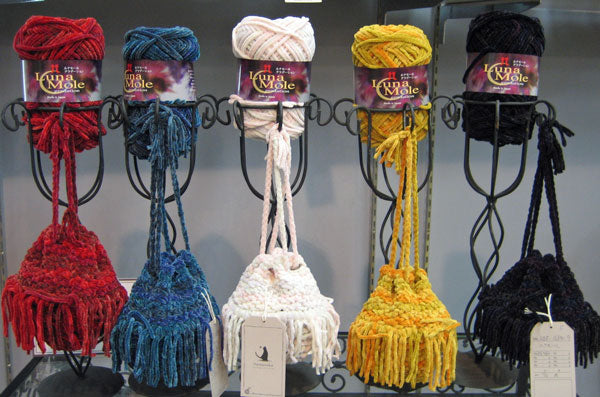 在庫限り ルナモール グラデーション ハマナカ 【KN】 毛糸 編み物 極太 手芸用モール