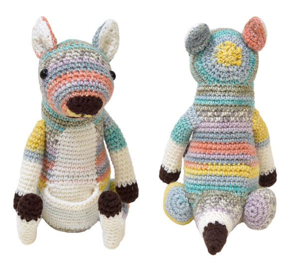 キット カンガルーのクロエ HT-12 内藤商事 【KN】 編みぐるみ あみぐるみ 毛糸 編み物 カンガルー エルタデザイン (ガザールコットン)