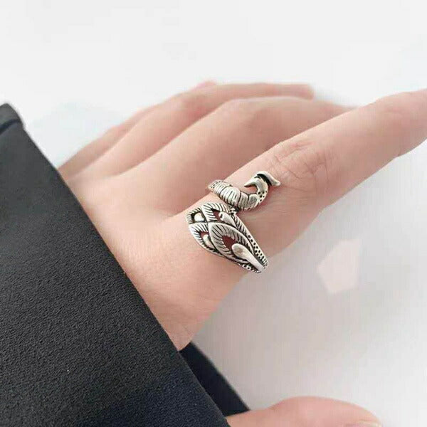 ヤーンガイド 編み物 リング ピーコックシルバー 【KN】 毛糸ガイド wish