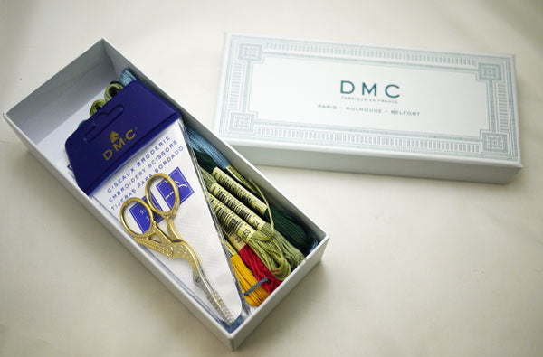 DMC Vintage box set V ビンテージボックスセット U1997【KN】 刺しゅう糸 コウノトリモチーフ刺しゅうばさみ