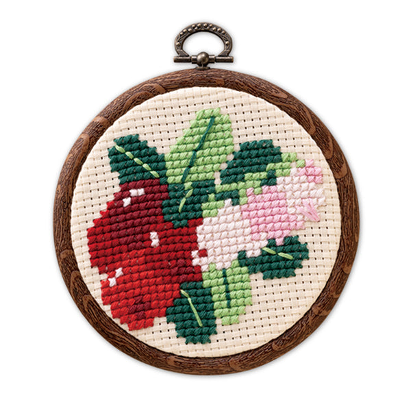 キット コケモモ 7603 オリムパス 【KY】 刺しゅうキット クロスステッチ 専用フープ付