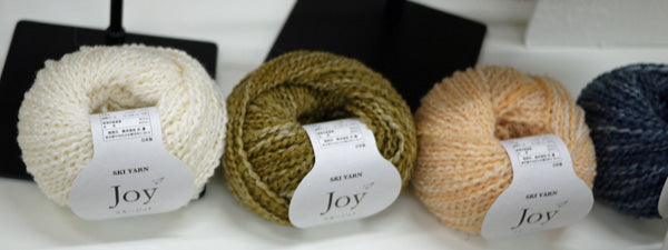 新製品 ジョイ スキー毛糸 【KY】アルパカ、シルク混の霜降りスラブヤーン