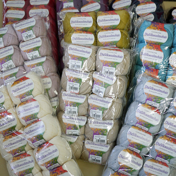 限定品 袋(10個)販売 シルクウールモヘヤ 特選編図集付 ダイヤモンド毛糸 【KN】 毛糸 編み物 並太 モヘヤ シルク