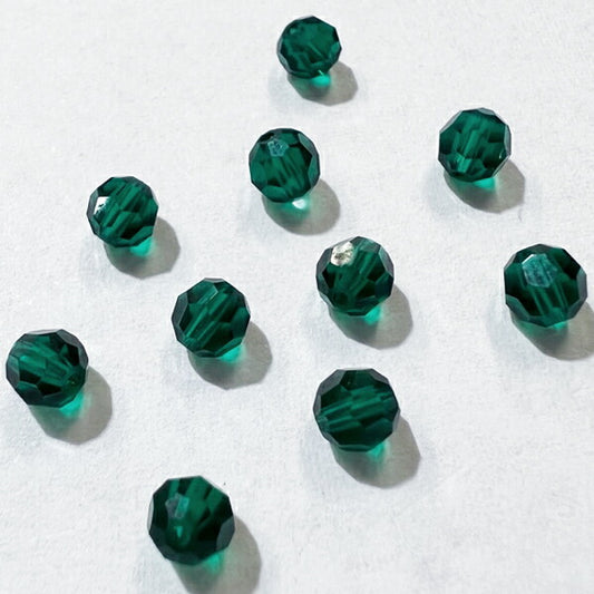 【在庫大特価】高品質ガラスカットビーズ ダイヤ型 4mm エメラルド 10個入り【KN】:クリスタルガラス アクセサリー ビーズ手芸