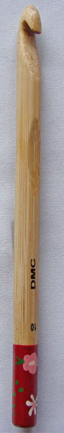 DMC ハンドメイドかぎ針（超極太用10mm） U1788/10 【KN】: Handmade Bamboo Crochet Hook かぎ針 ジャンボ 10mm