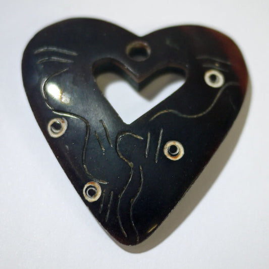 天然素材 貝の ペンダントヘッド P110  2J 【KN】ペンダントトップ 自然素材 ハート